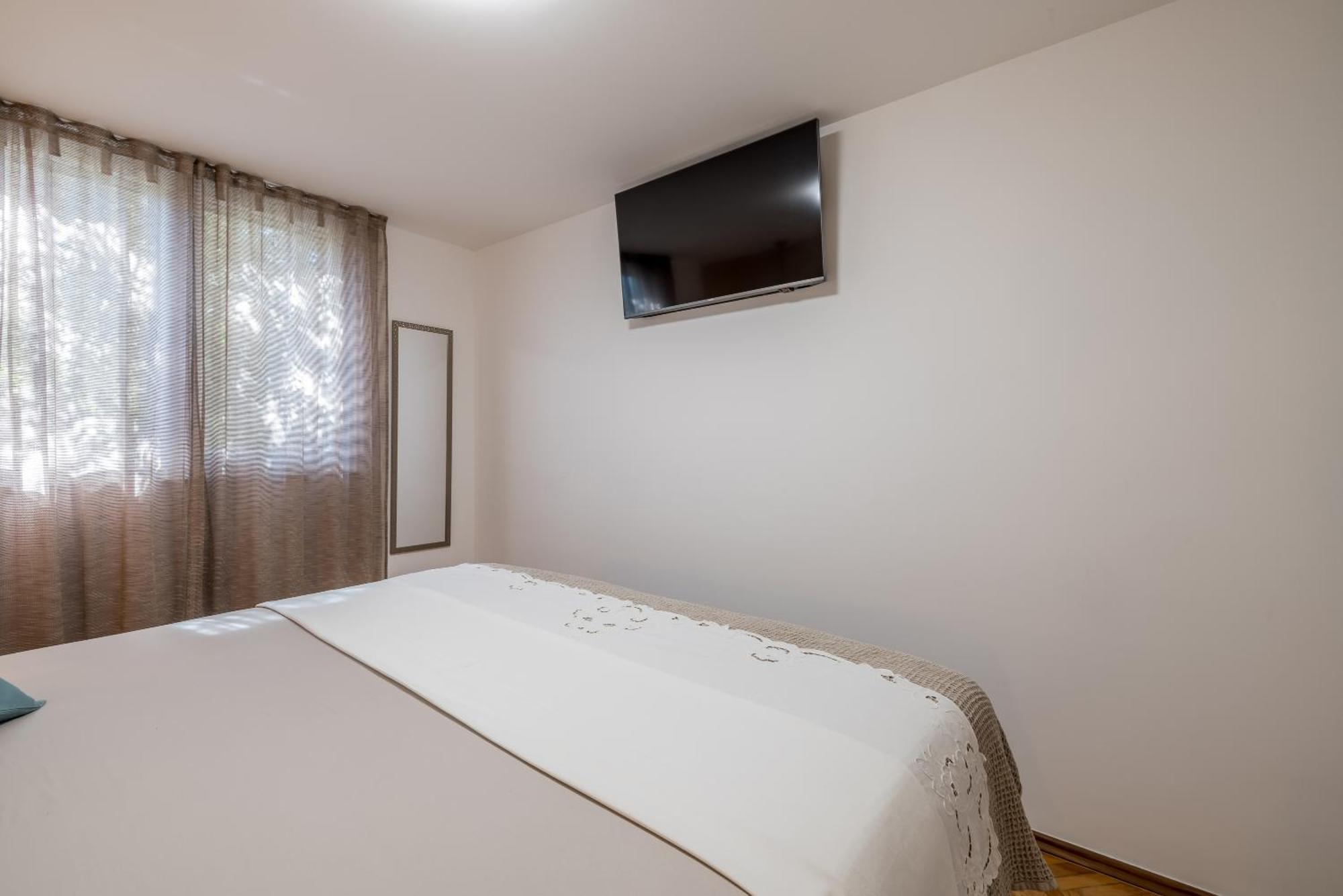 Olive Shade - Apartment Near The Beach スプリト エクステリア 写真