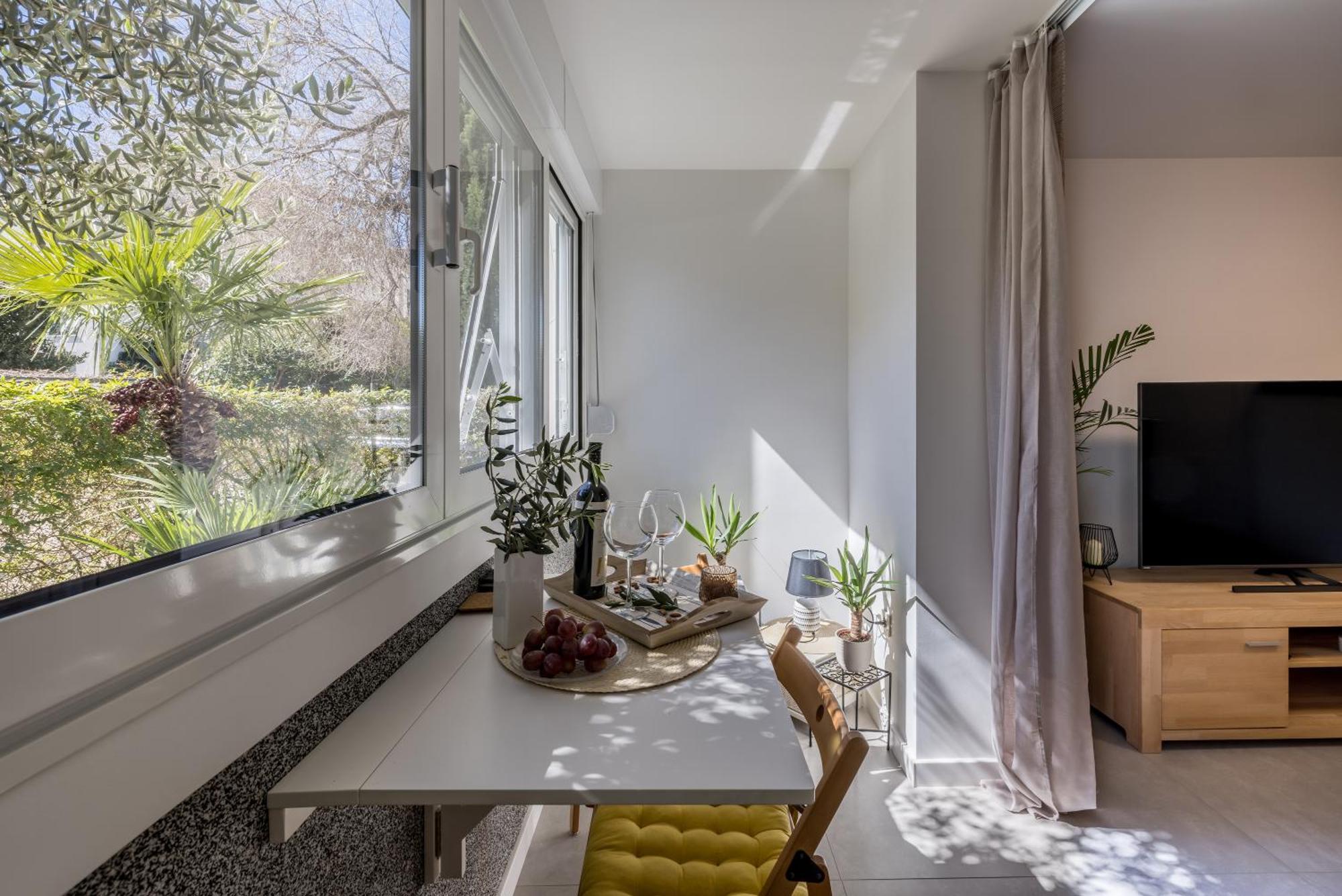 Olive Shade - Apartment Near The Beach スプリト エクステリア 写真