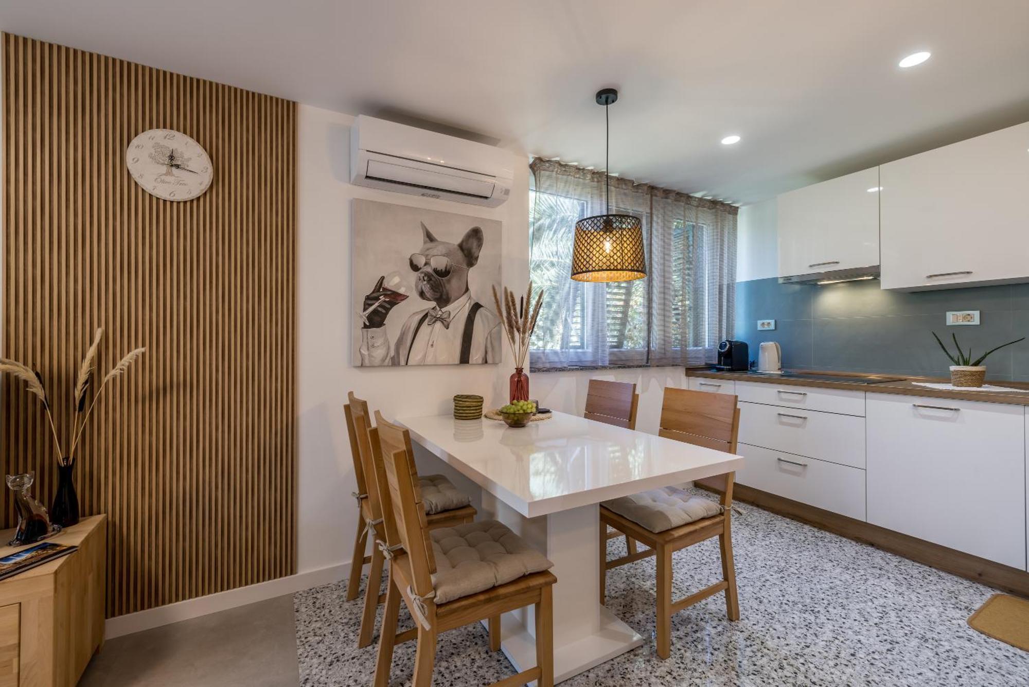 Olive Shade - Apartment Near The Beach スプリト エクステリア 写真